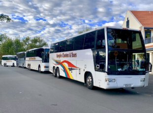 Karapiro Coach Charters